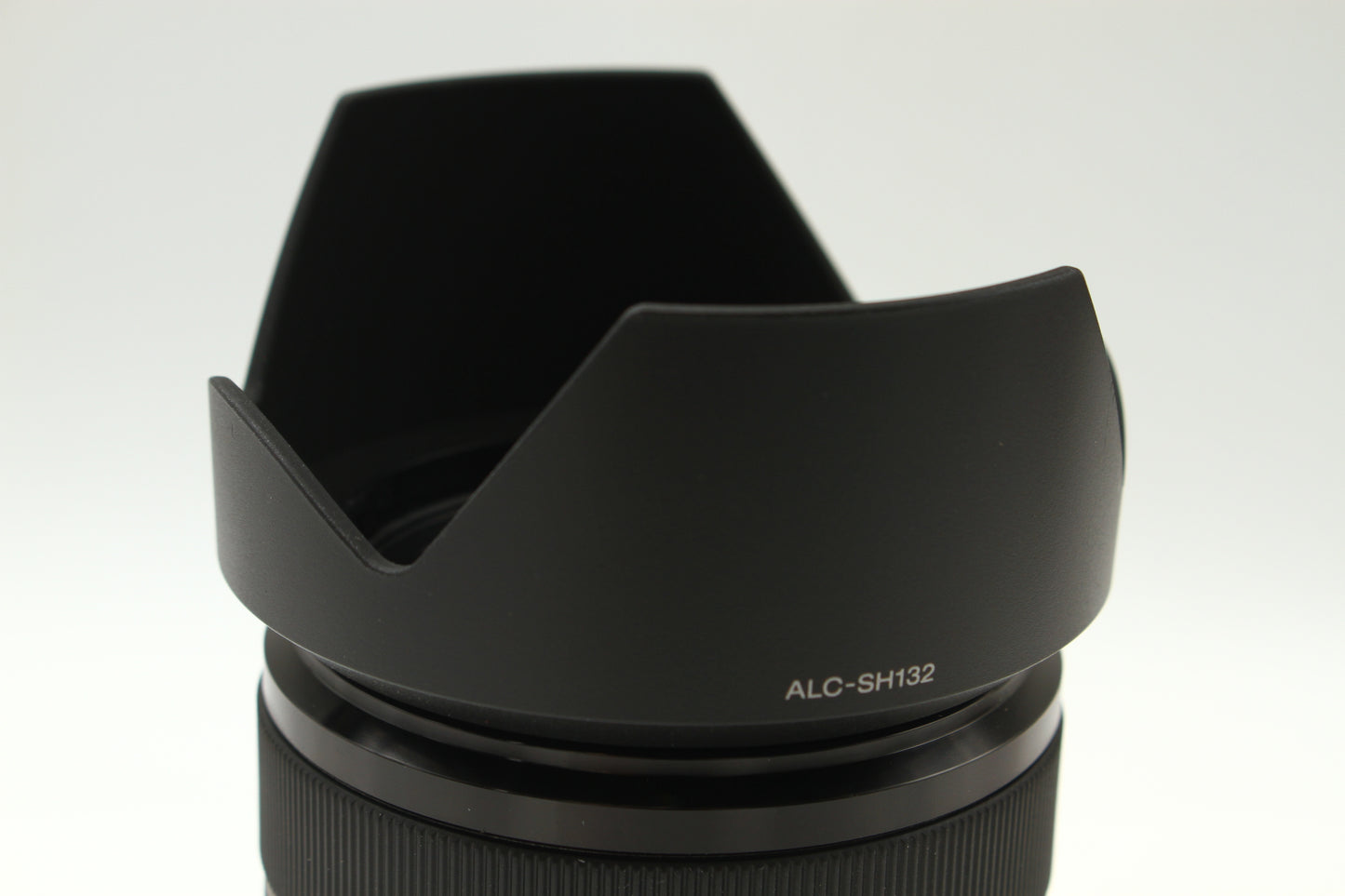 FE 28-70/3.5-5.6 OSS