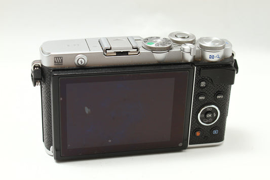 E-P7 シルバー