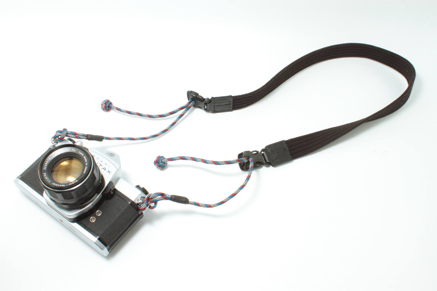 ARTISAN&ARTIST paracord neck strap