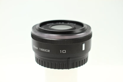 1NIKKOR 10/2.8 ブラック