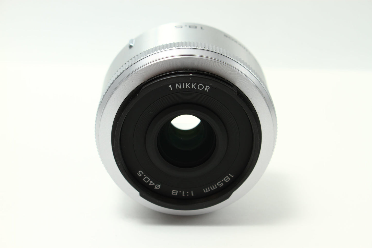 1 NIKKOR 18.5/1.8 シルバー