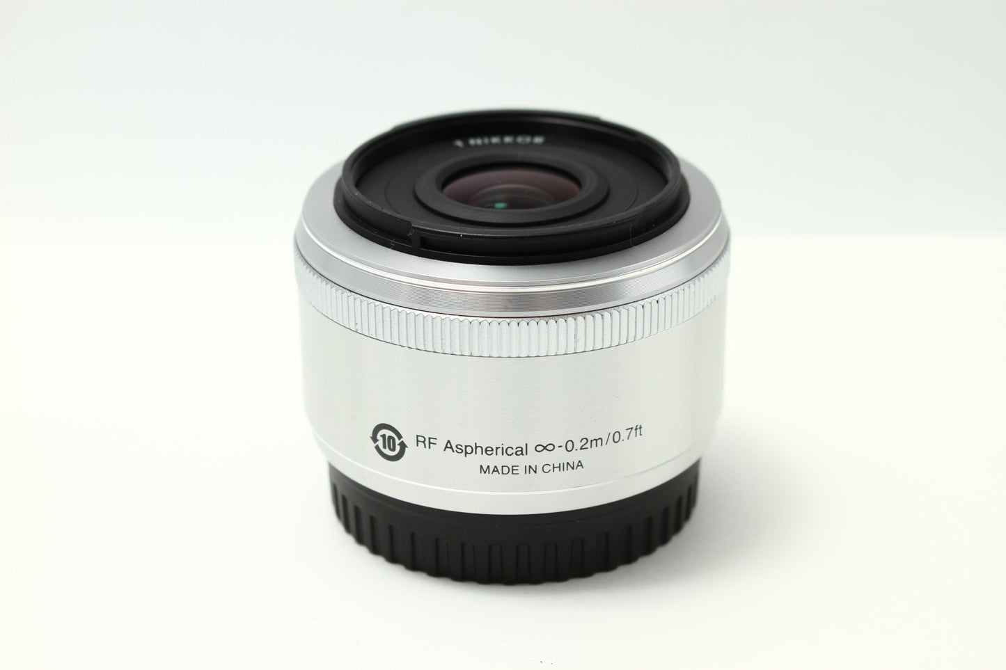 1 NIKKOR 18.5/1.8 シルバー