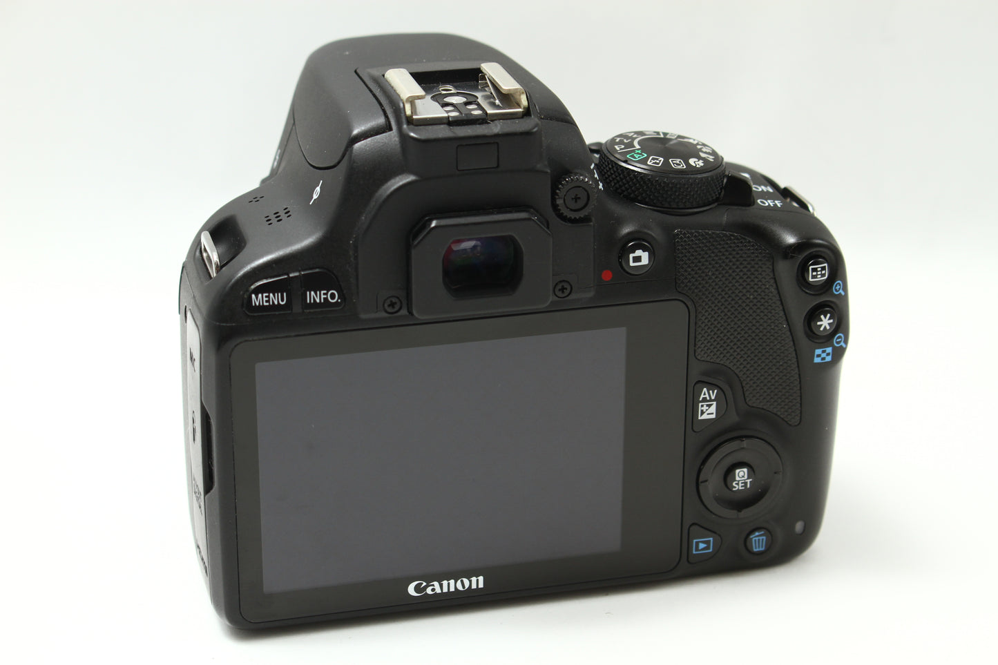 EOS Kiss X7