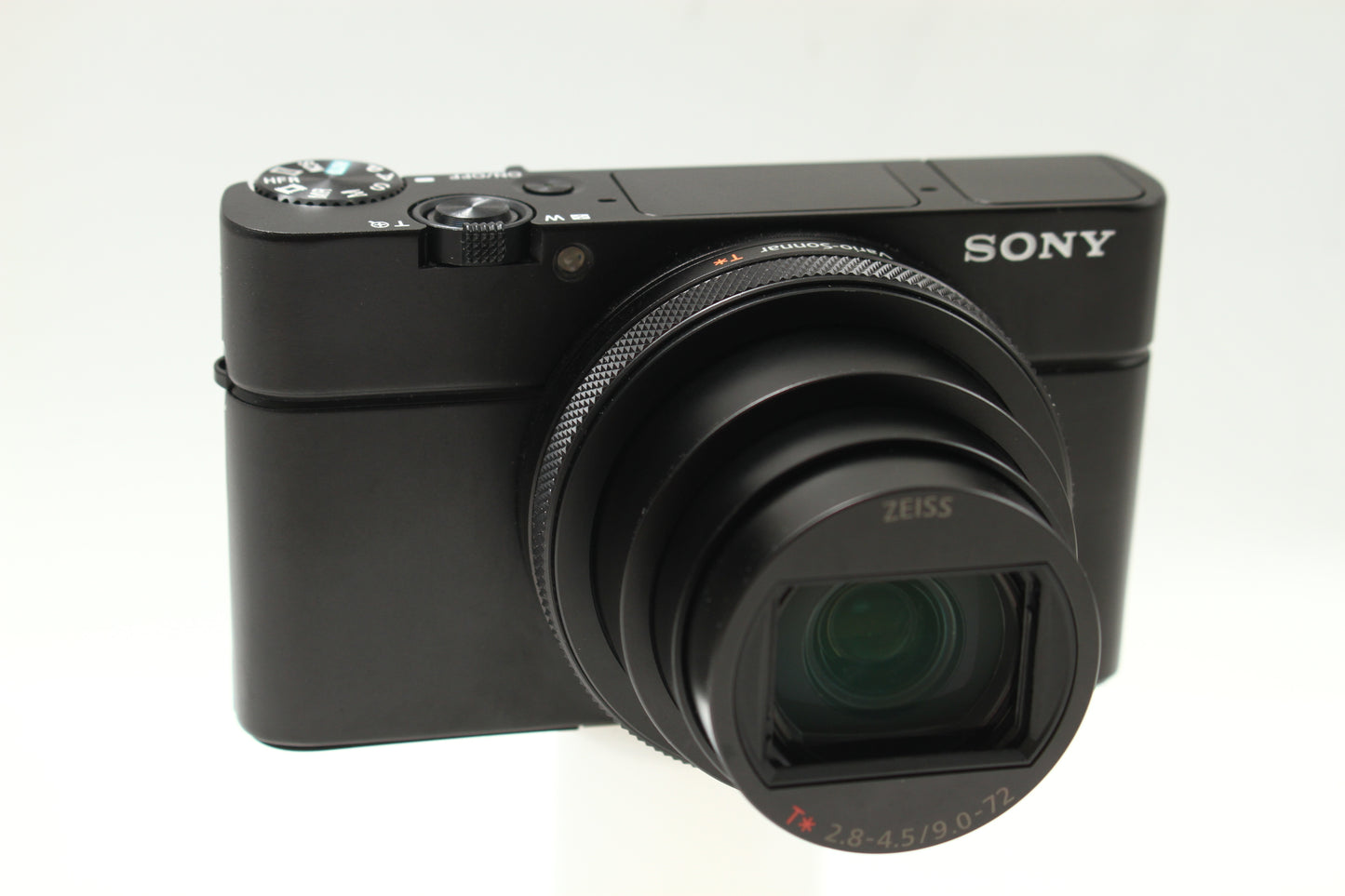 DSC-RX100M6