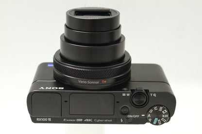 DSC-RX100M6