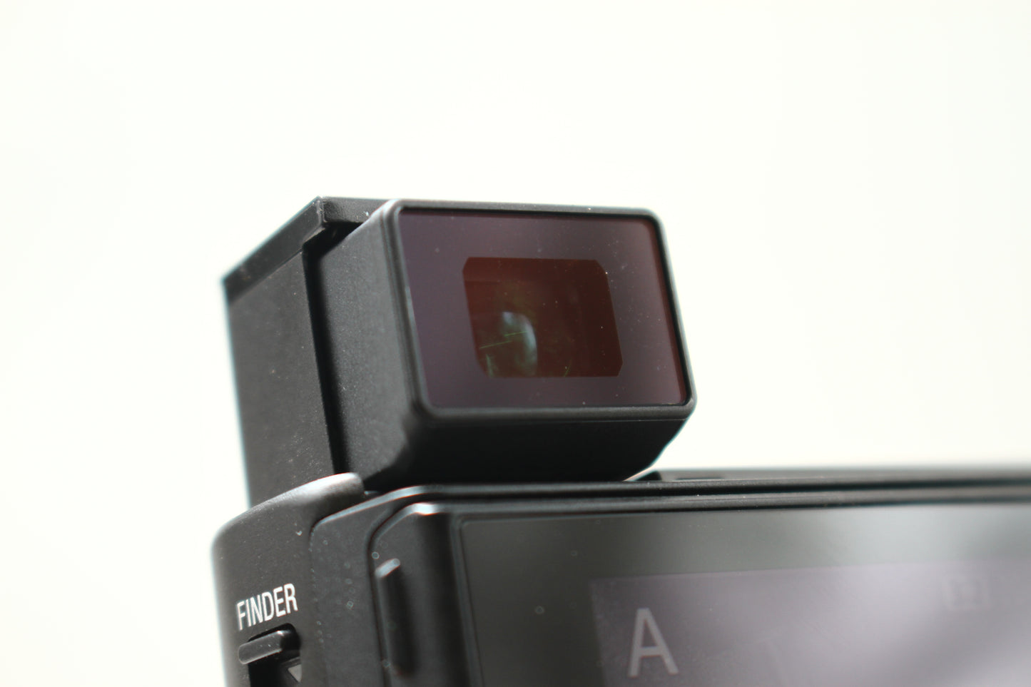 DSC-RX100M6
