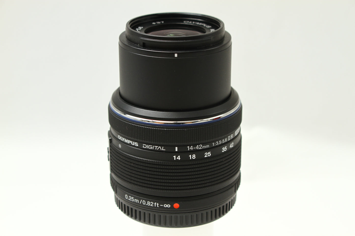 M.ZUIKO DIGITAL ED 14-42/3.5-5.6 II R ブラック