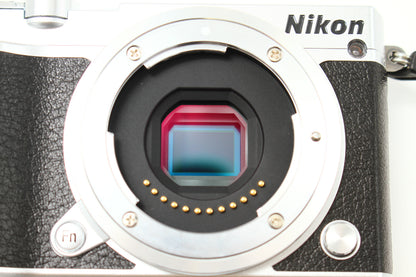 1 J5 シルバー + VR 10-30 PD-ZOOM  レンズキット