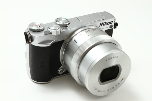 1 J5 シルバー + VR 10-30 PD-ZOOM  レンズキット