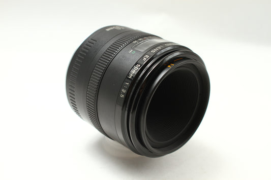 EF 50/2.5 COMPACT-MACRO