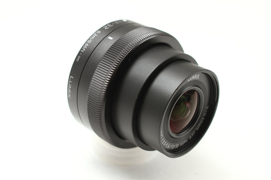 G VARIO 12-32/3.5-5.6 ASPH.MEGA O.I.S. ブラック