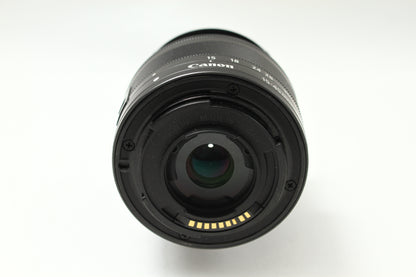 EOS Kiss M ブラック + 15-45 IS STM