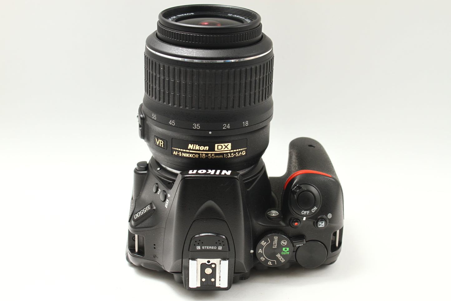 D5500 ブラック + 18-55/3.5-5.6 G VR レンズキット