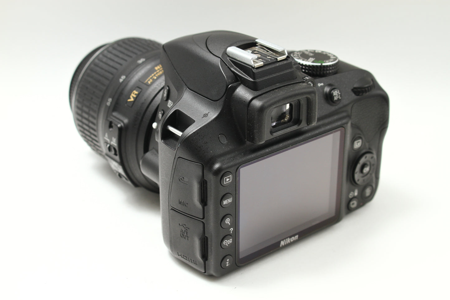 D3300 ブラック + 18-55 G VR II レンズキット