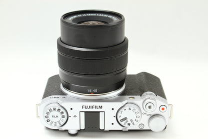 X-M5 シルバー + 15-45 レンズキット