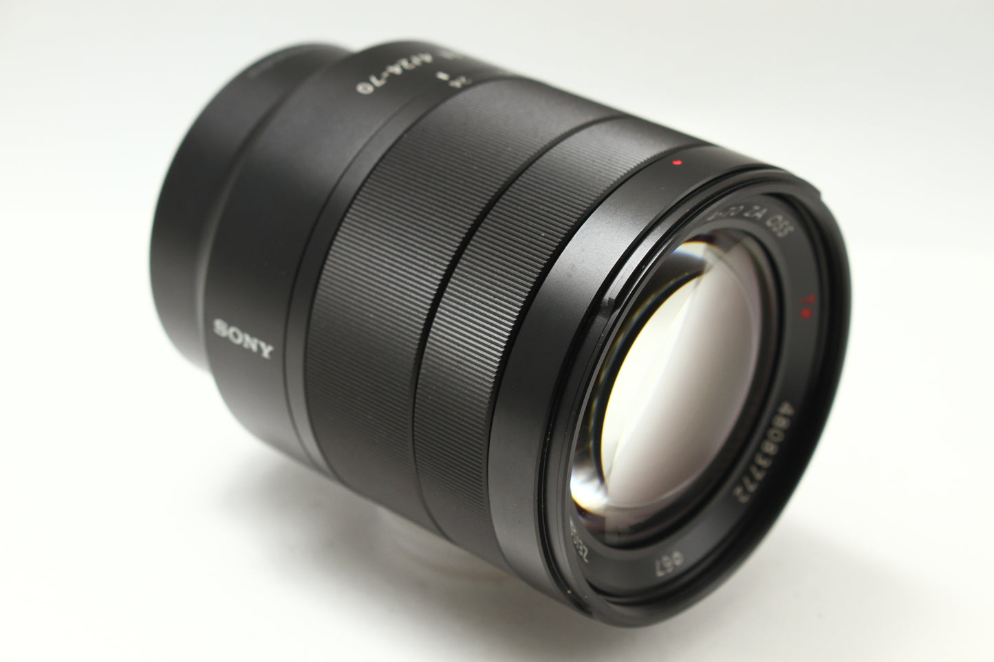 Vario-Tessar T* FE 24-70/4 ZA OSS