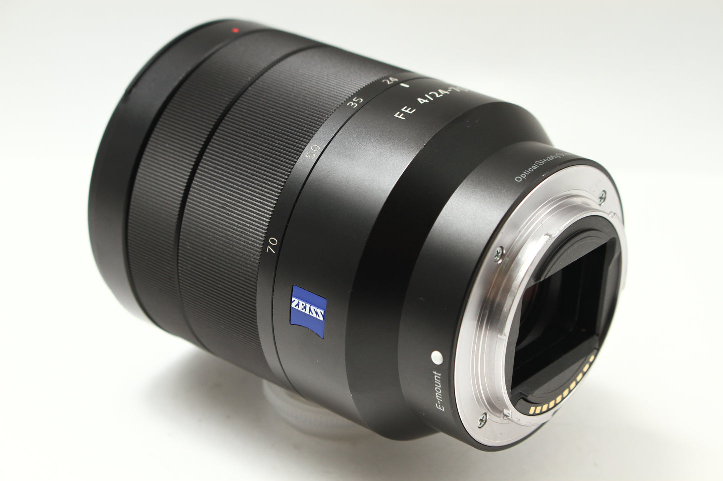 Vario-Tessar T* FE 24-70/4 ZA OSS