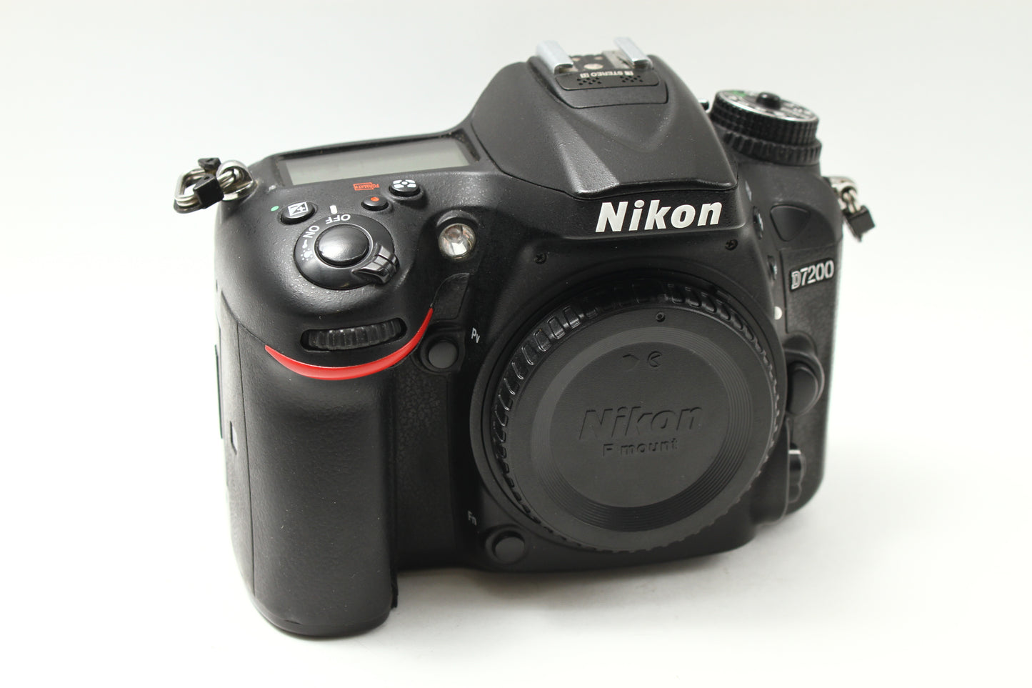 D7200