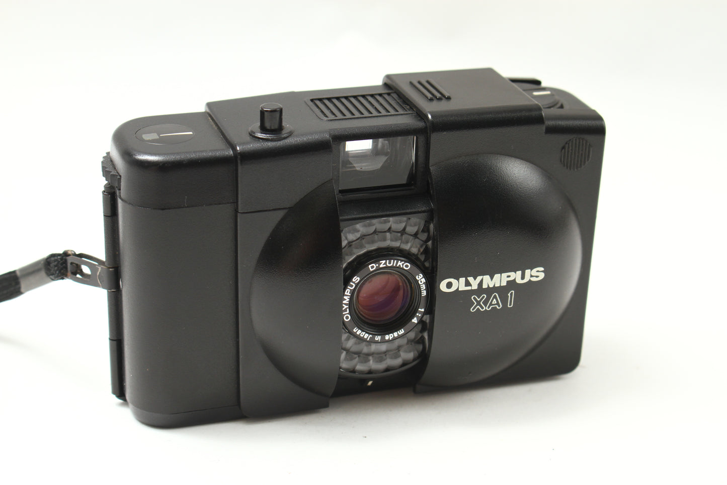 XA1 D.ZUIKO 35/4
