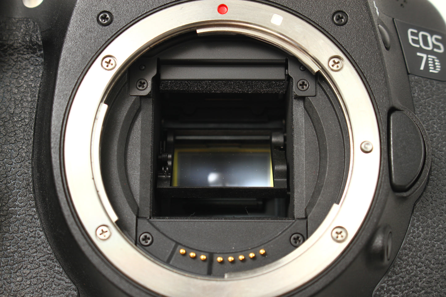 EOS 7D