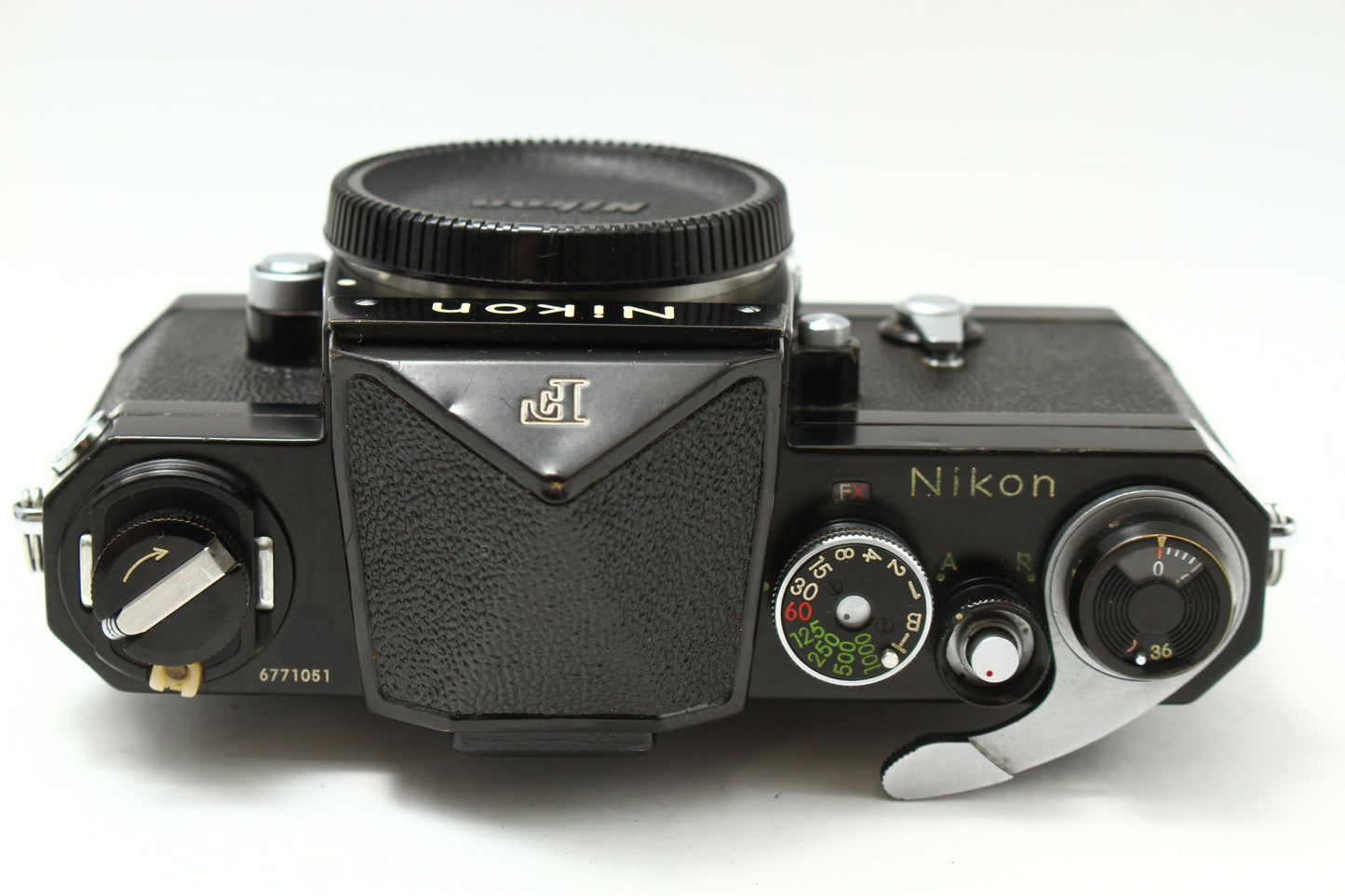 F アイレベル ブラック 670万台