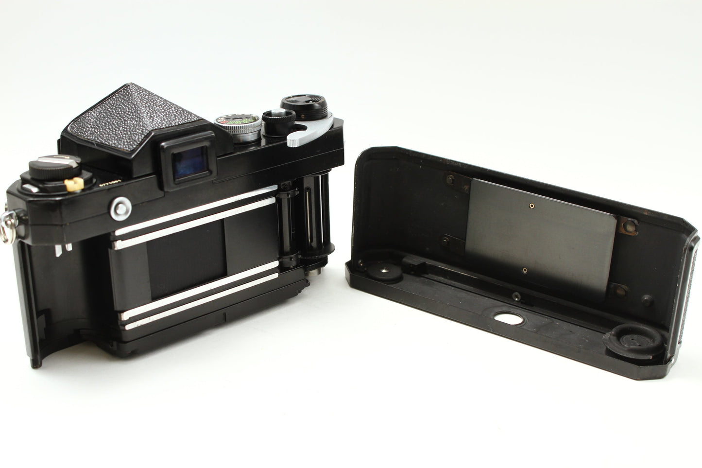 F アイレベル ブラック 670万台