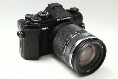 OM-5 ブラック + 14-150 II レンズキット