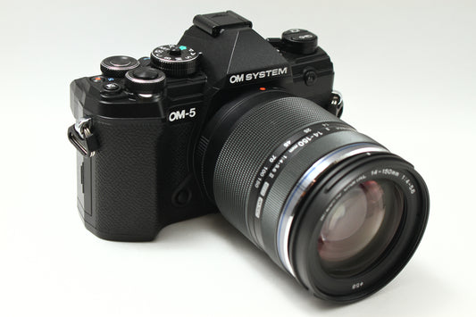OM-5 ブラック + 14-150 II レンズキット