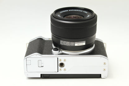 X-M5 シルバー + 15-45 レンズキット