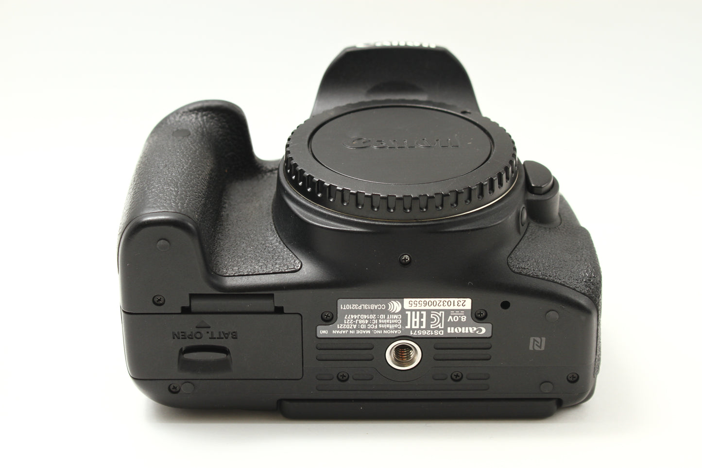 EOS Kiss X8i
