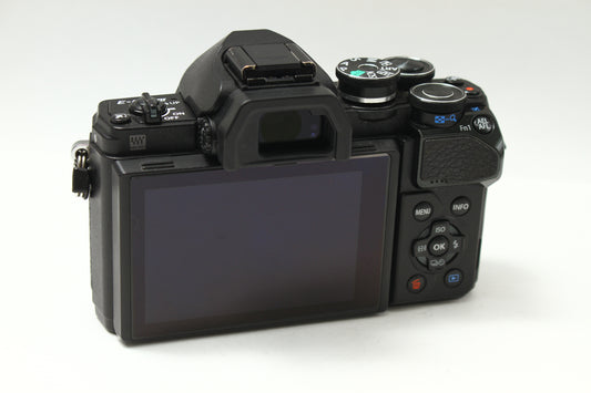 O-MD E-M10 Mark III ブラック