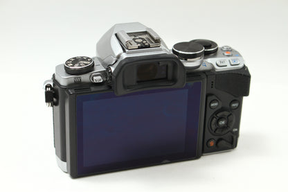 OM-D E-M10 シルバー