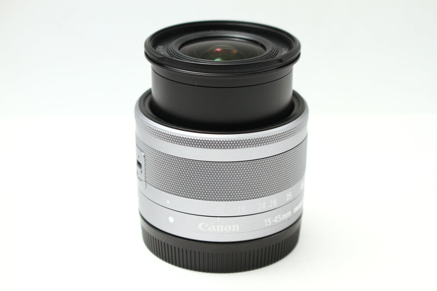 EF-M 15-45/3.5-6.3 IS STM シルバー