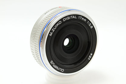 M.ZUIKO DIGITAL 17/2.8 シルバー
