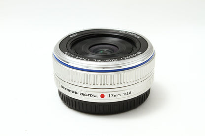 M.ZUIKO DIGITAL 17/2.8 シルバー