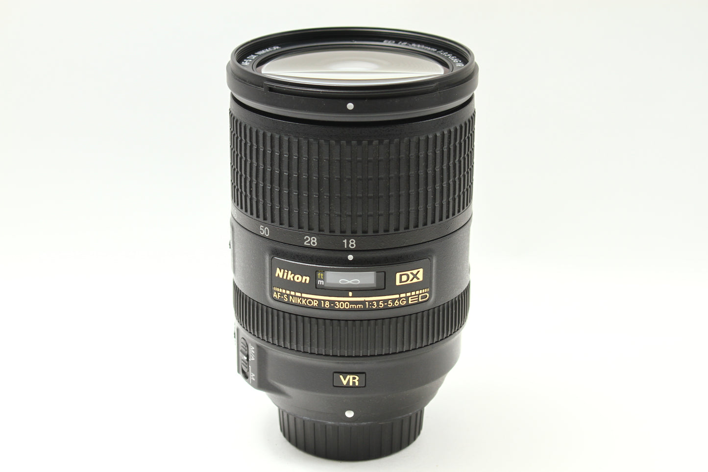 AF-S DX 18-300/3.5-5.6 G VR