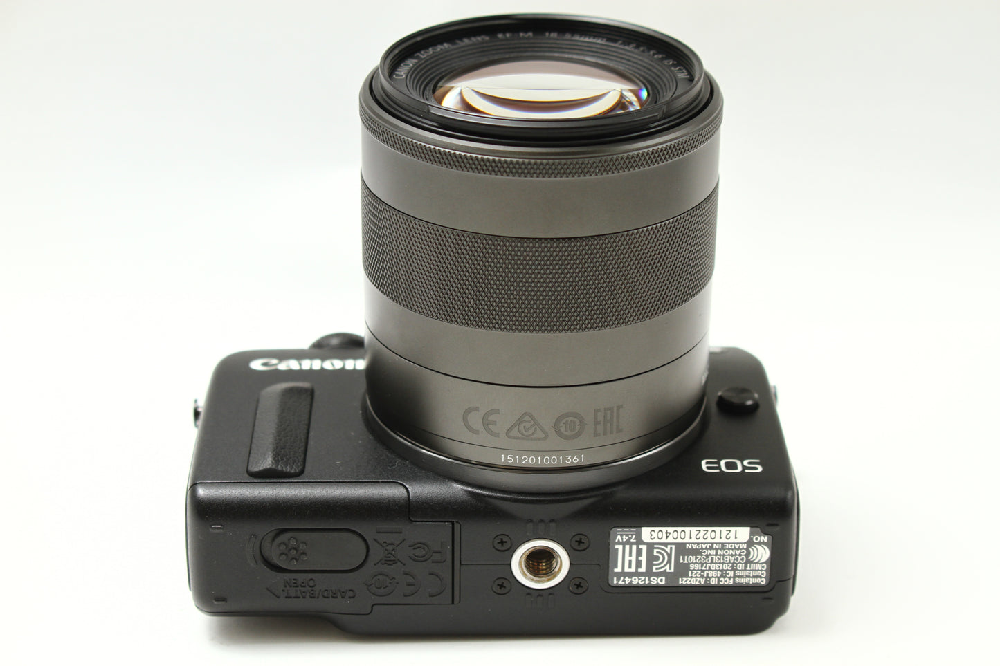EOS M2 ブラック + 18-55 IS STM