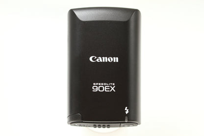 EOS M2 ブラック + 18-55 IS STM