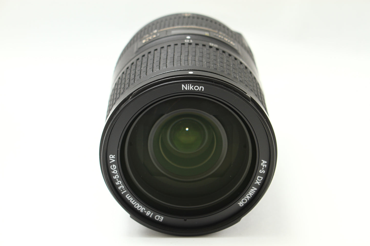 AF-S DX 18-300/3.5-5.6 G VR