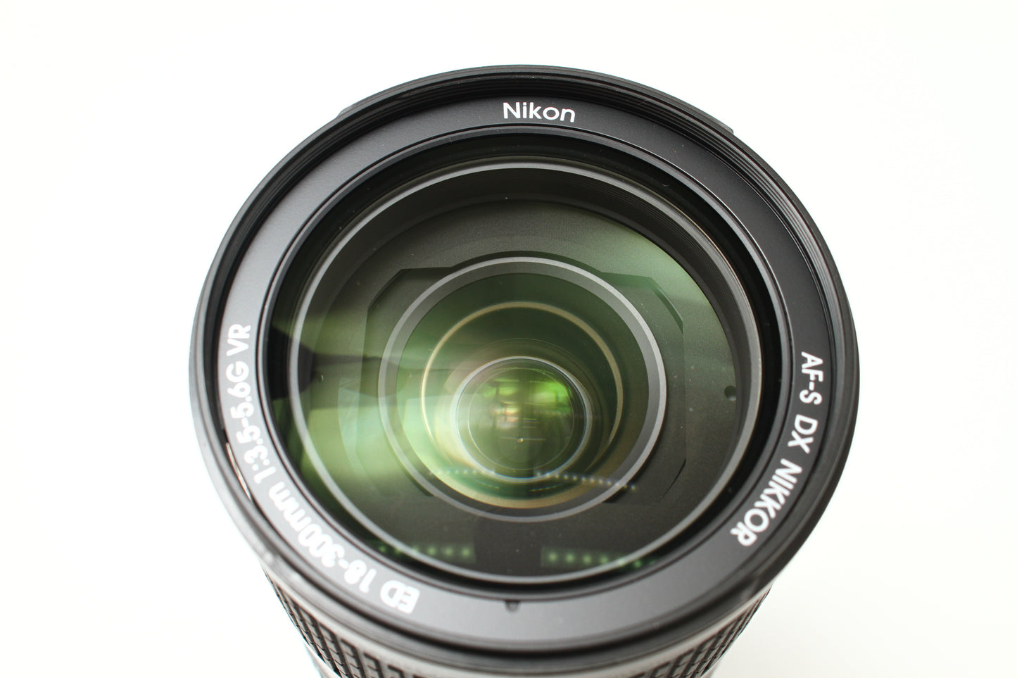 AF-S DX 18-300/3.5-5.6 G VR
