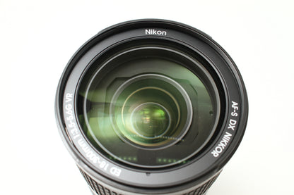AF-S DX 18-300/3.5-5.6 G VR