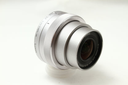G VARIO 12-32/3.5-5.6 ASPH.MEGA O.I.S. シルバー
