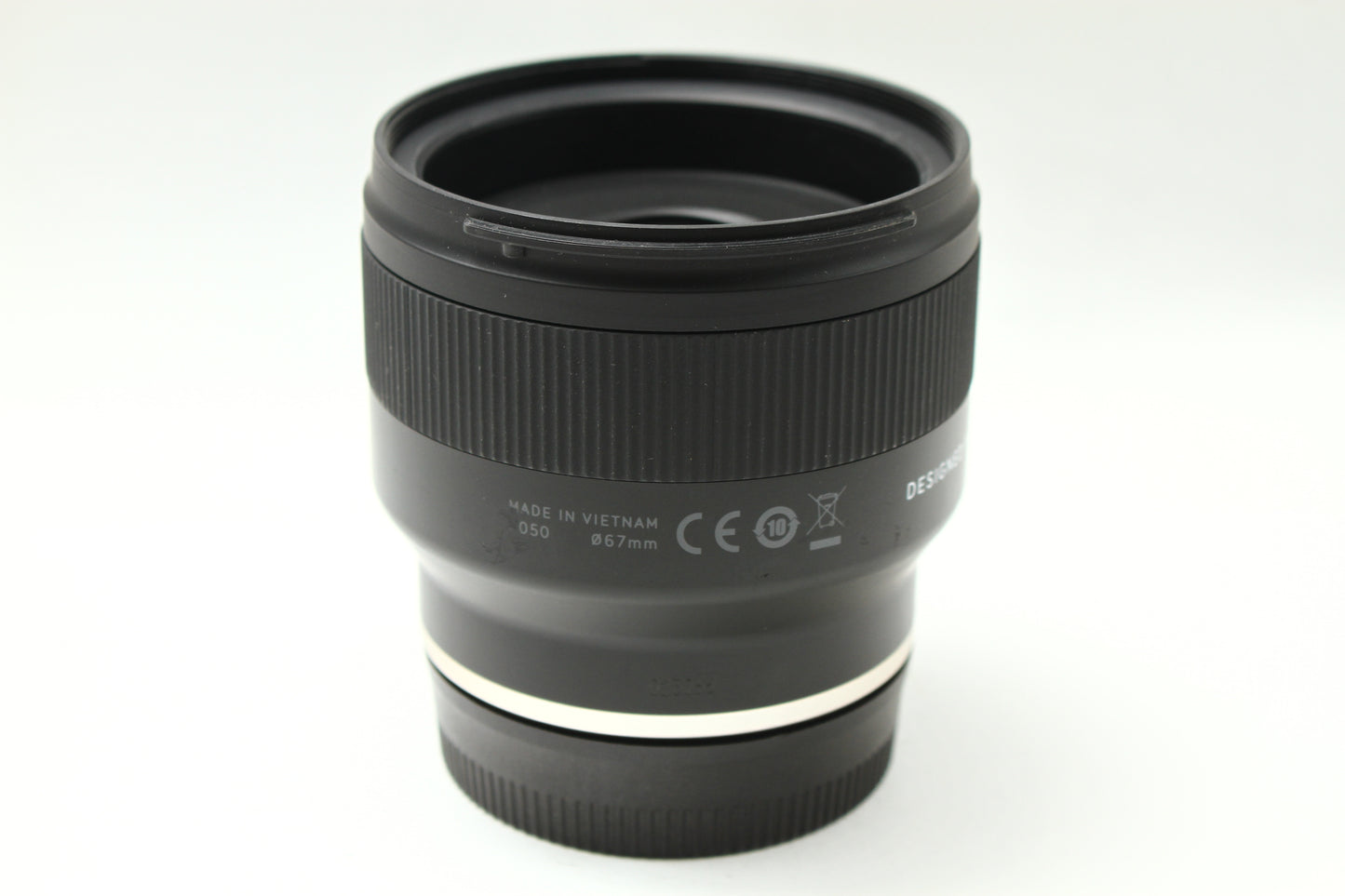 20/2.8 Di III OSD (F050:SONY E)