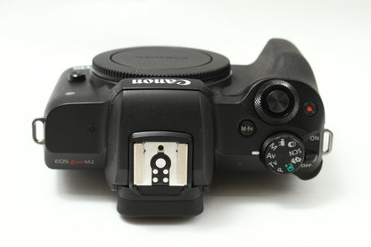 EOS Kiss M2