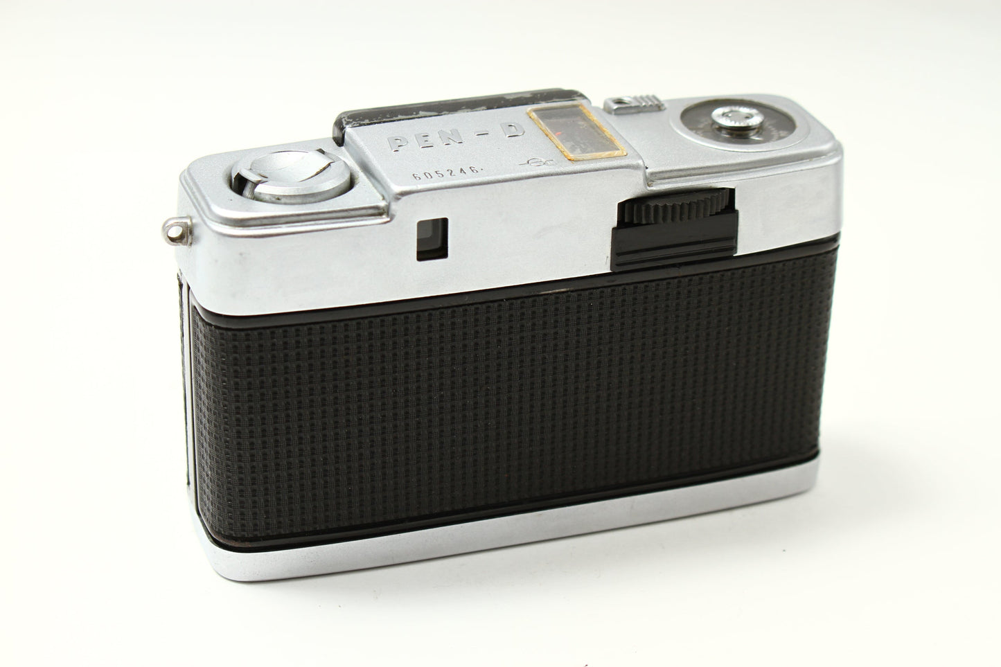 PEN-D F.ZUIKO 32/1.9