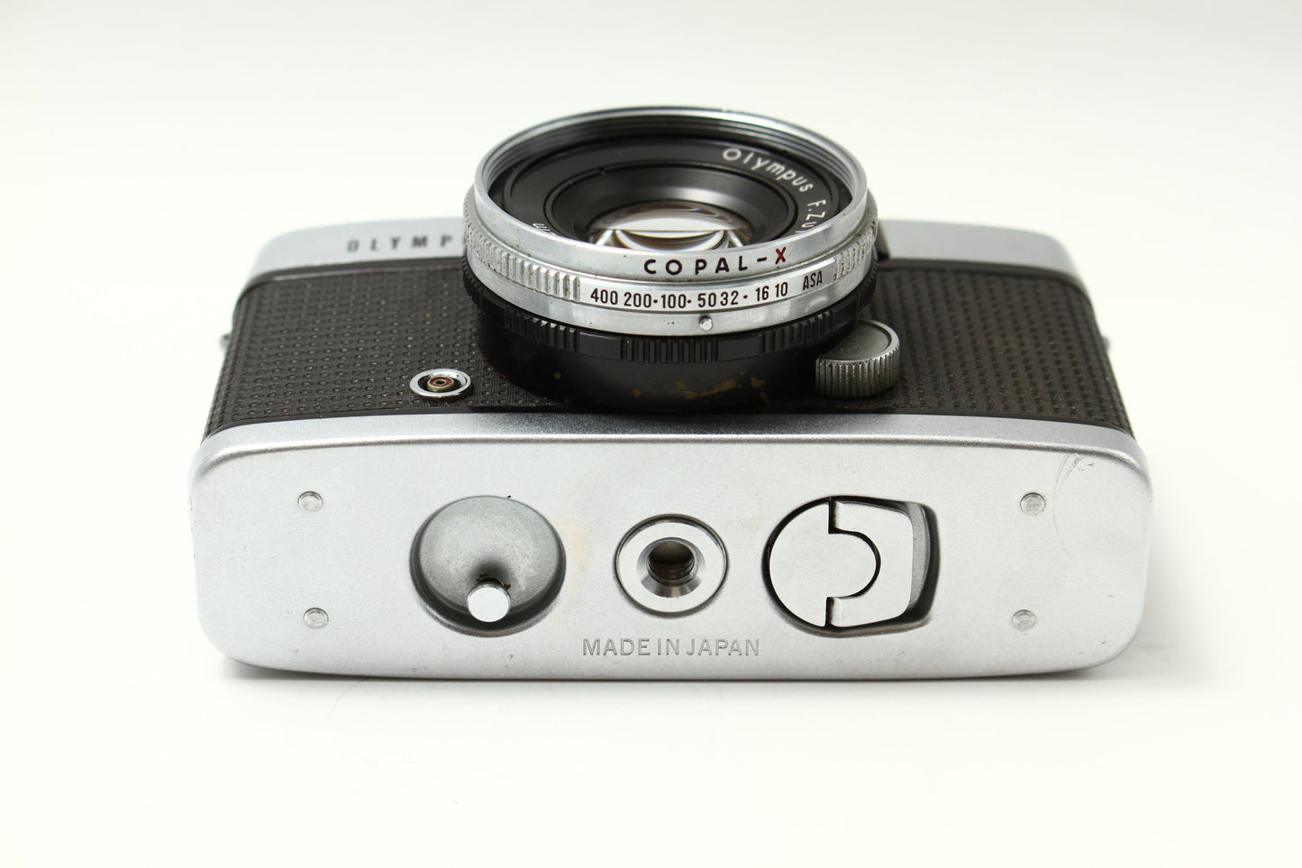 PEN-D F.ZUIKO 32/1.9