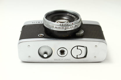 PEN-D F.ZUIKO 32/1.9