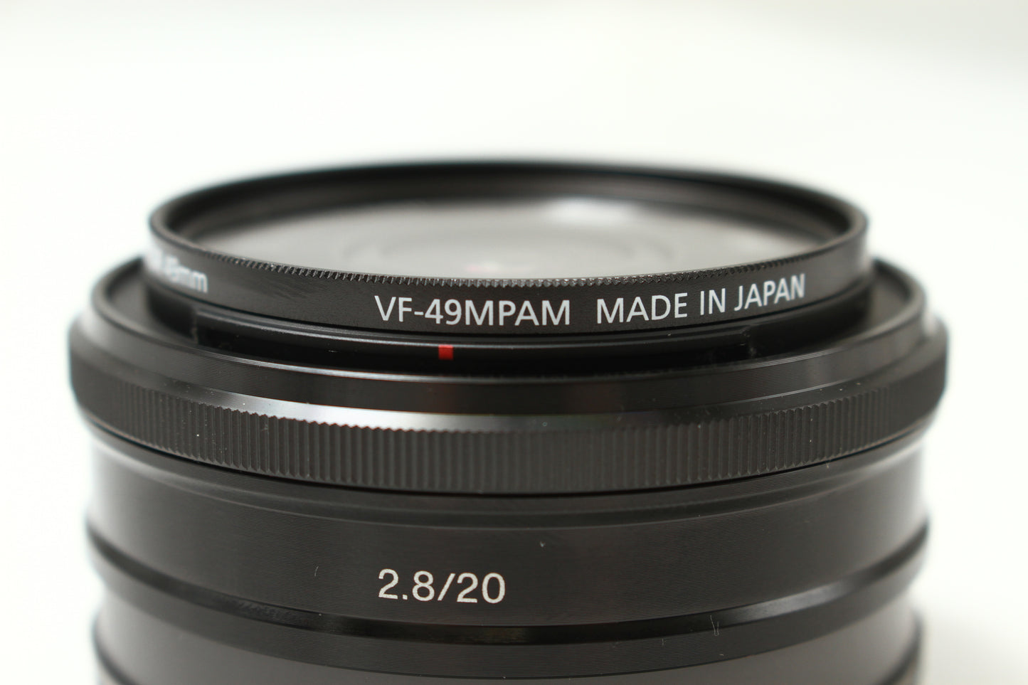 E 20/2.8
