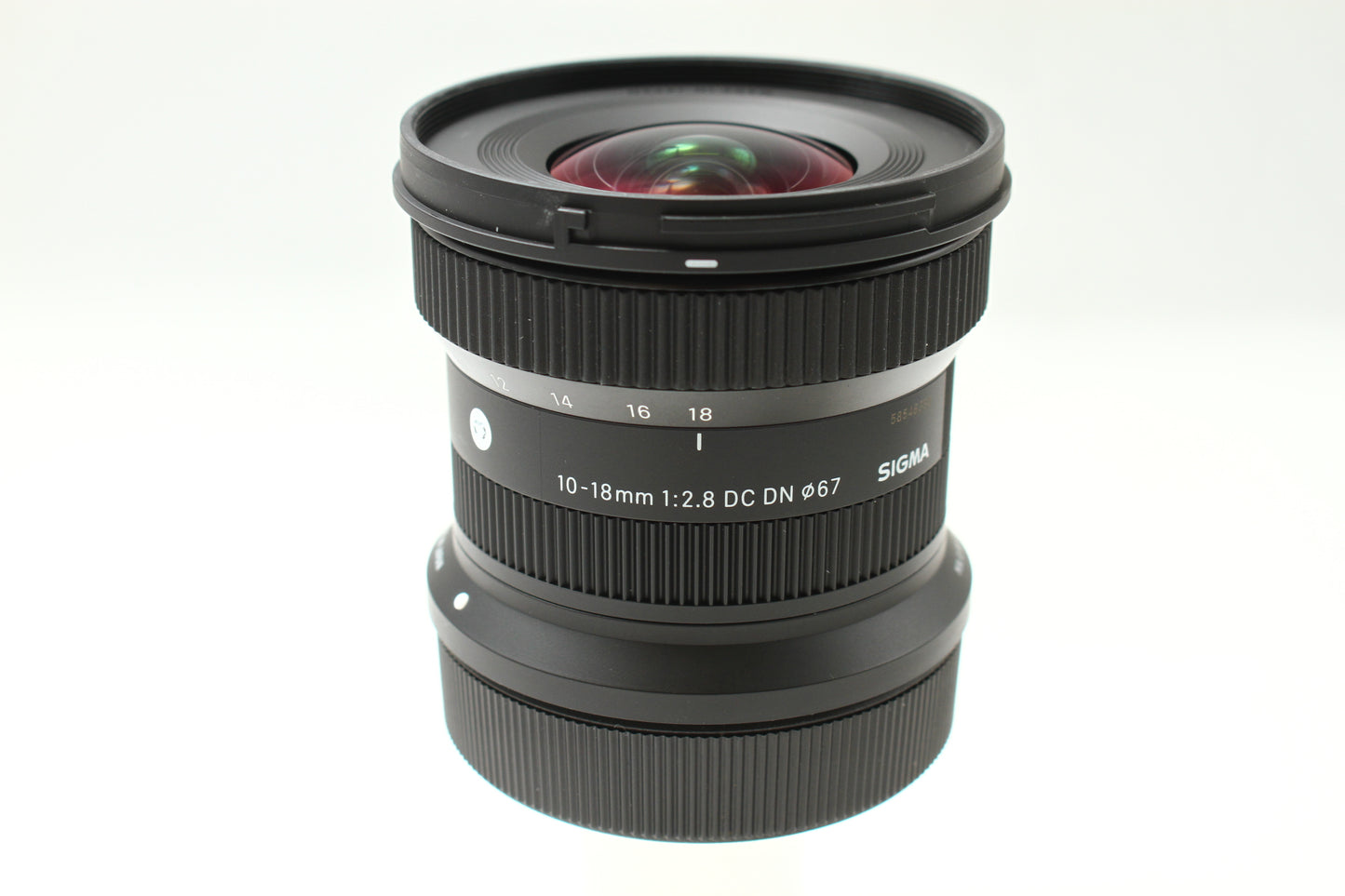 C 10-18/2.8 DC DN (Canon RF)
