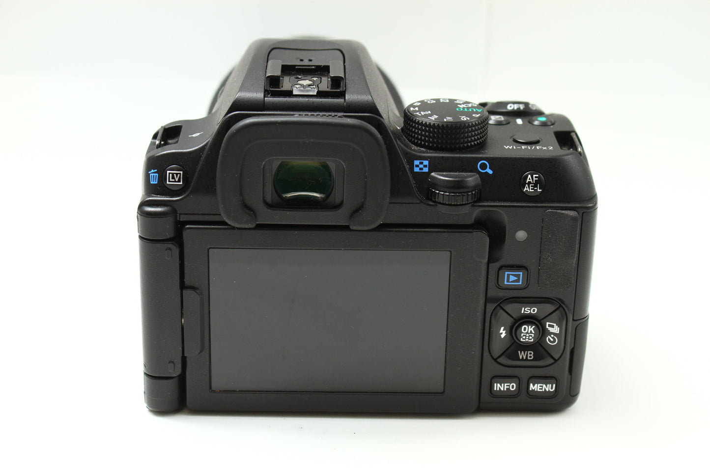 K-70 ブラック + DA 18-135 WR レンズキット